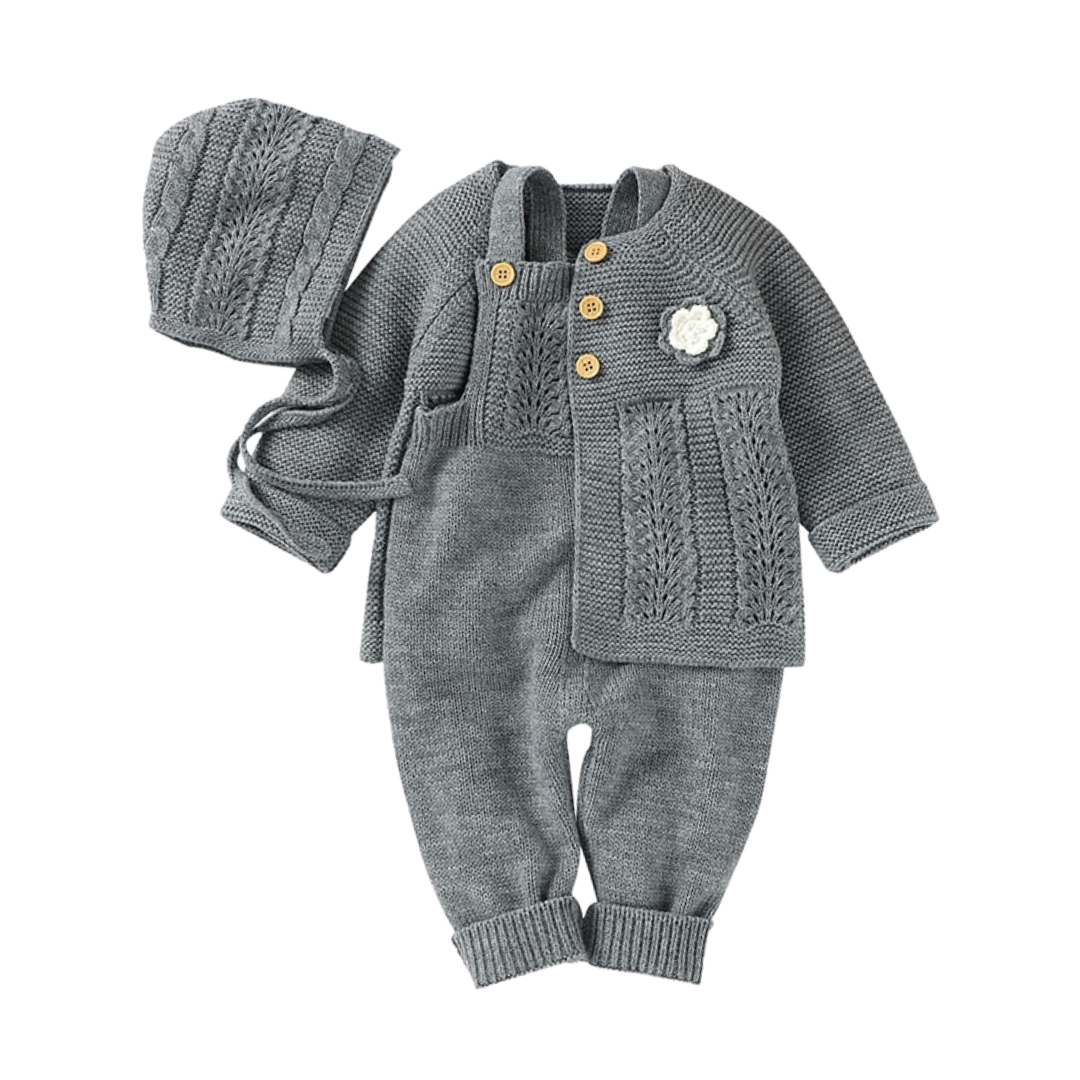 
                  
                    THE ROYAL LULLABY CLOTHING SET
                  
                