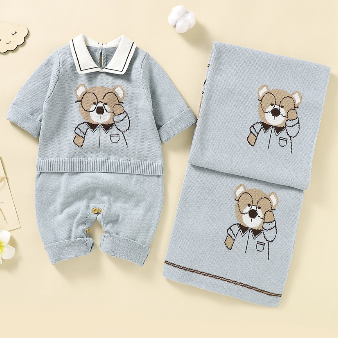 
                  
                    SMARTY PANTS CLOTHING + BLANKET SET
                  
                