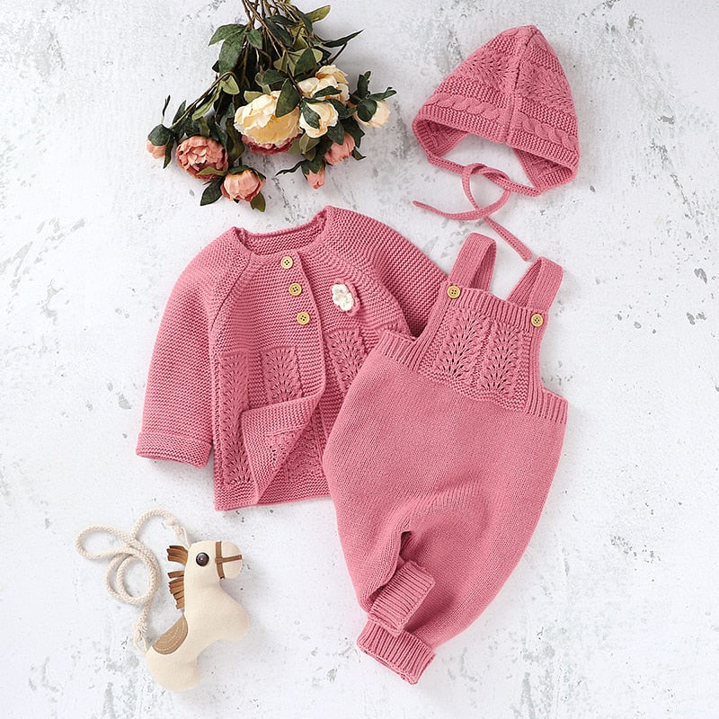 
                  
                    THE ROYAL LULLABY CLOTHING SET
                  
                