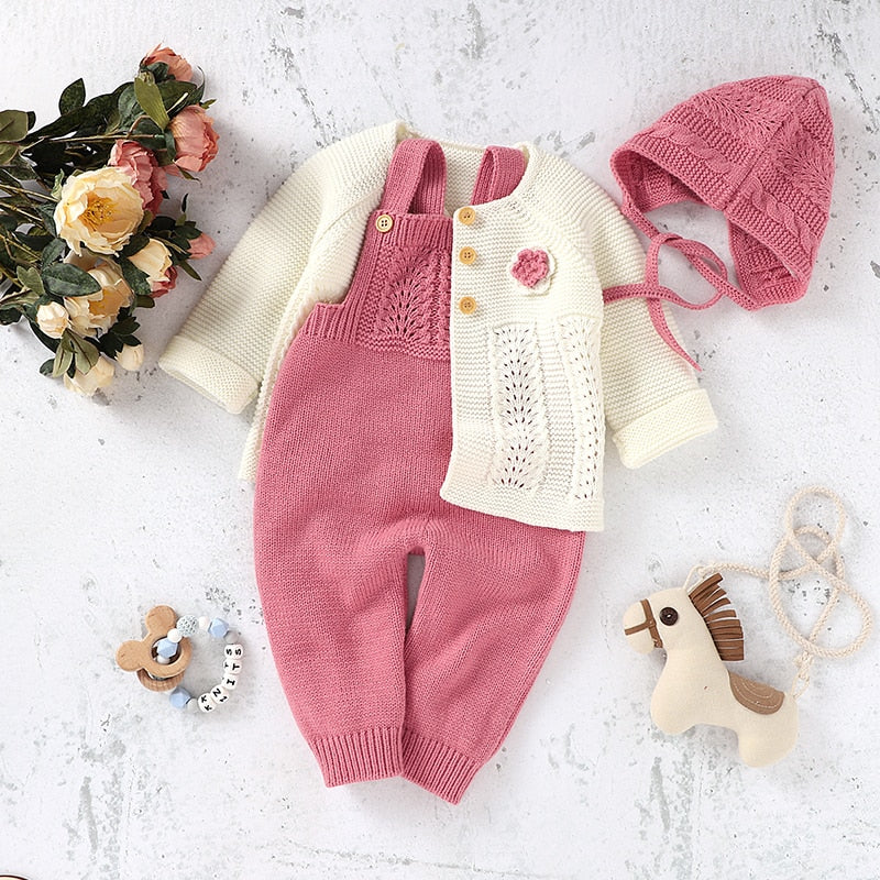 
                  
                    THE ROYAL LULLABY CLOTHING SET
                  
                